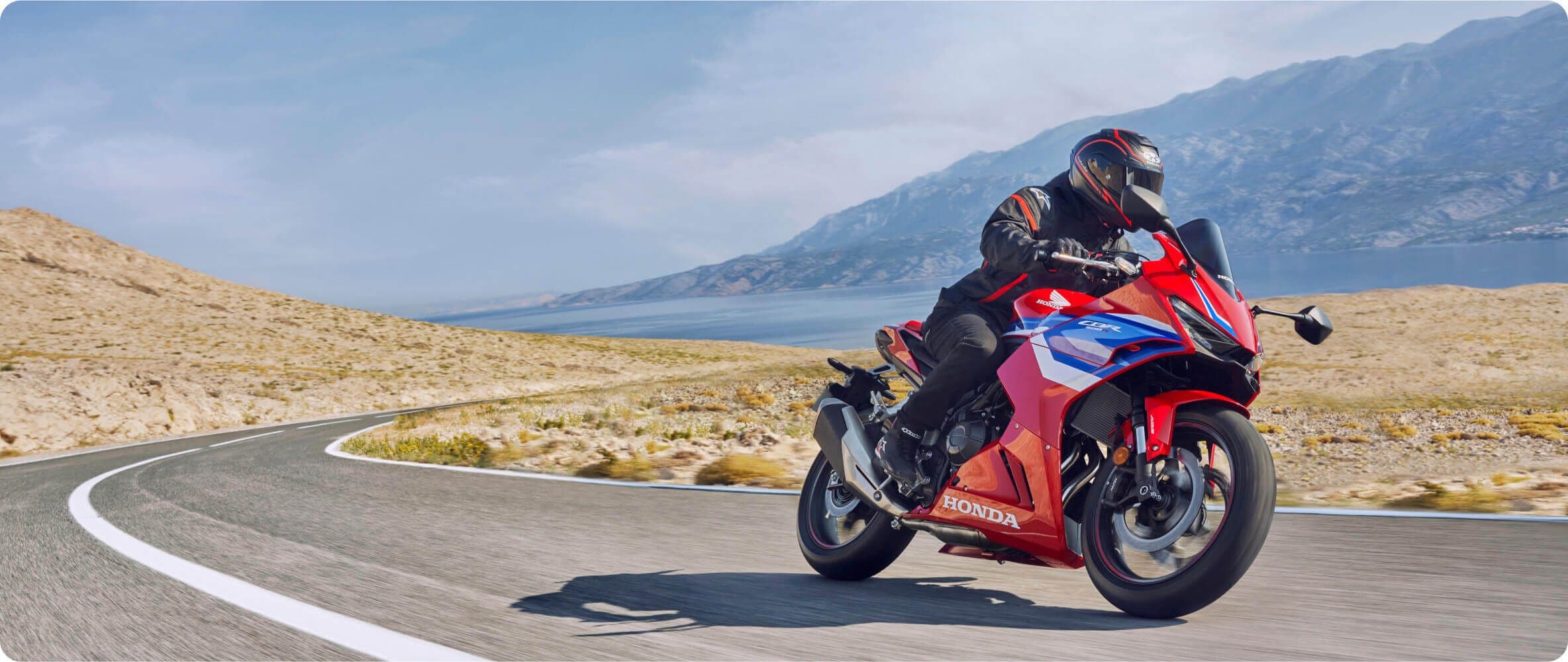 Honda CBR500R görseli